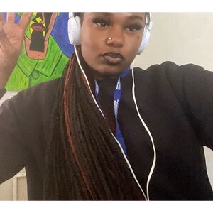 Meet your Posher, Anizshia